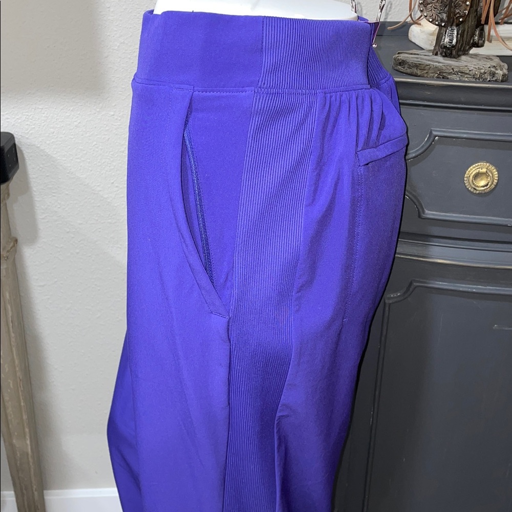 Athleta Women's Vibrant Purple Straight Leg Pants - Picture 3 of 10